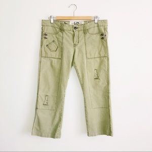 🍀 Traverniti capris pants